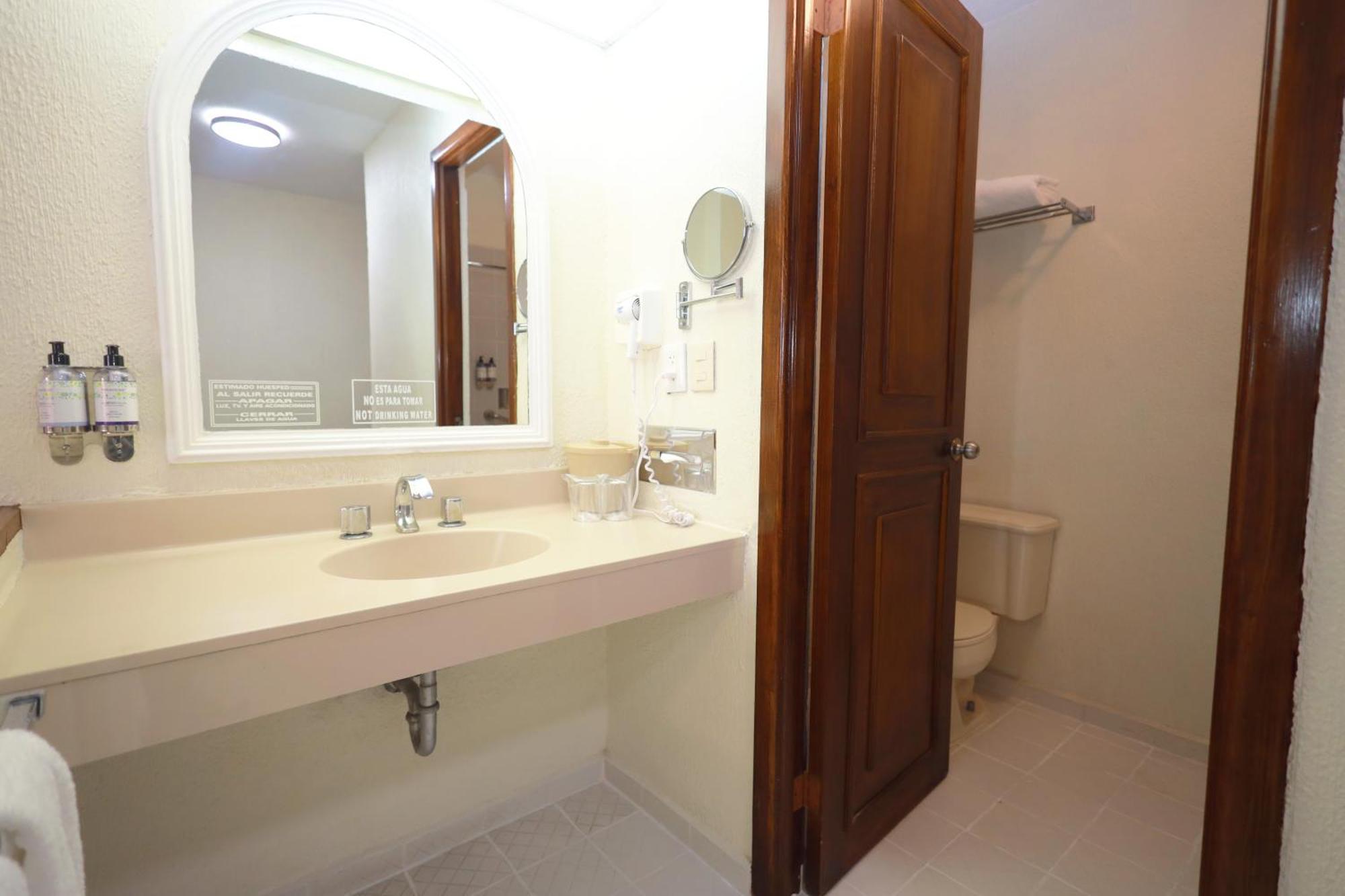 Gamma Durango Plaza Vizcaya Hotel Екстериор снимка