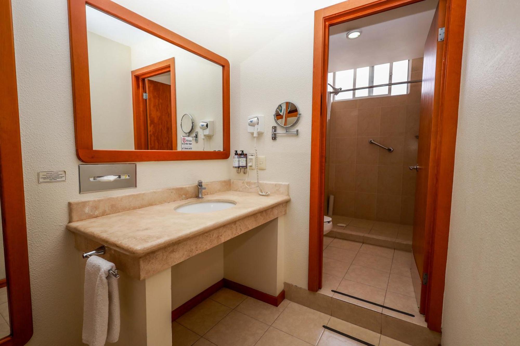 Gamma Durango Plaza Vizcaya Hotel Екстериор снимка